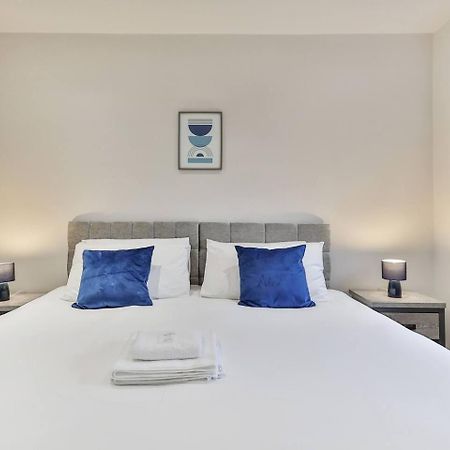 Vila 3 Bed Refurbished, Modern House, Wifi, Patio Area Sheffield Exteriér fotografie