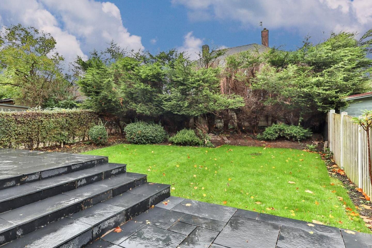 Vila 3 Bed Refurbished, Modern House, Wifi, Patio Area Sheffield Exteriér fotografie